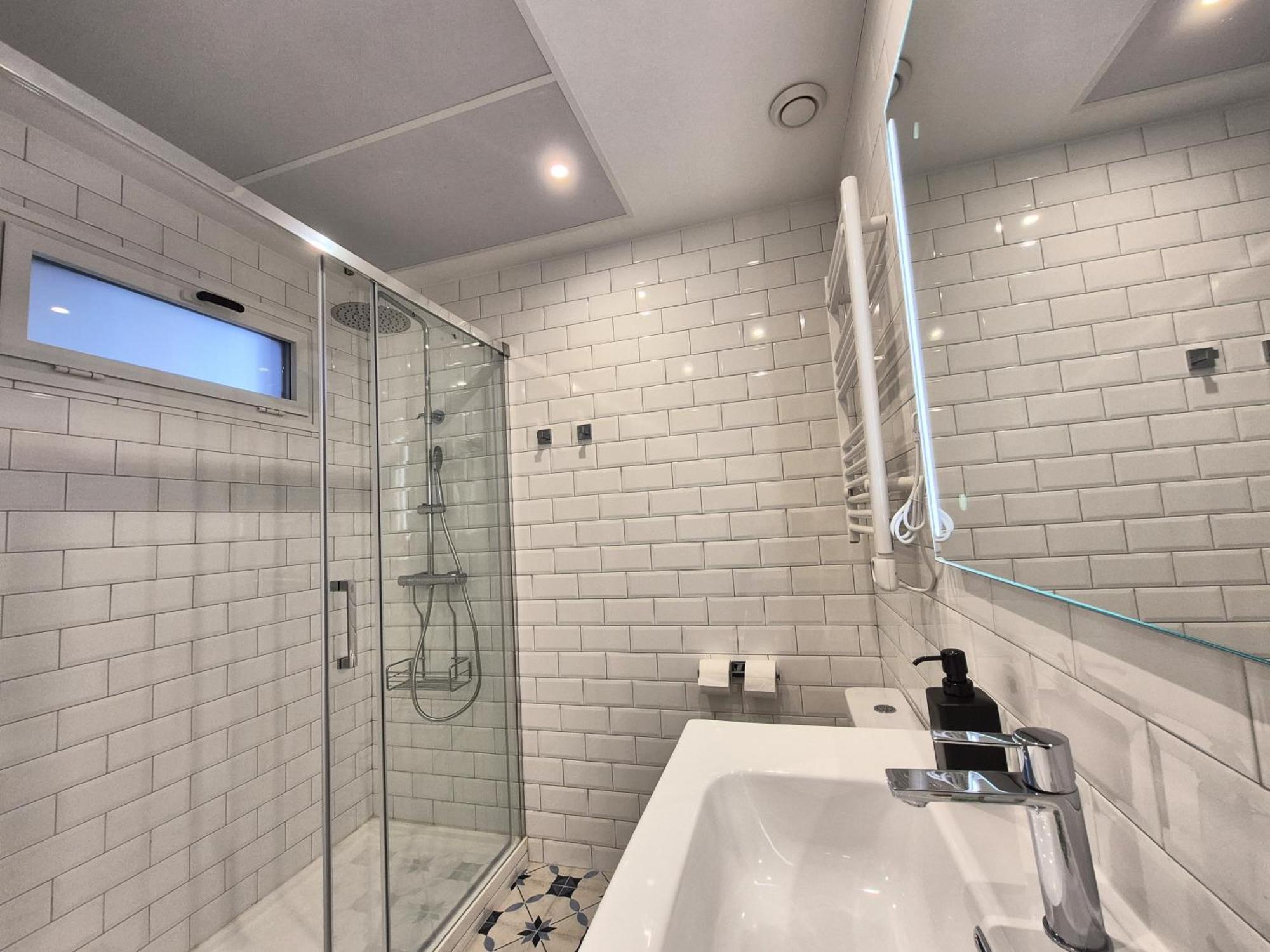 Apartamentos Plaza De Espana Madrid Exteriör bild